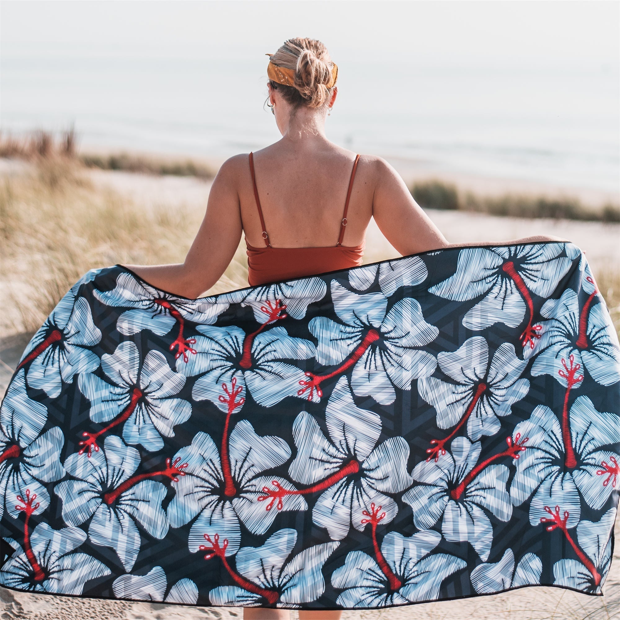 4Monster 3 Size Microfiber Camping/Beach/Face Towels For Multi-use microfiber towel 4Monster