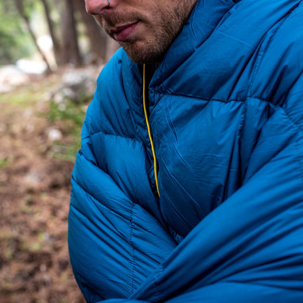 4Monster 650 Fill Power lightweight camping Packable Down Puffy Blanket - Trellis Camping Blanket 4Monster