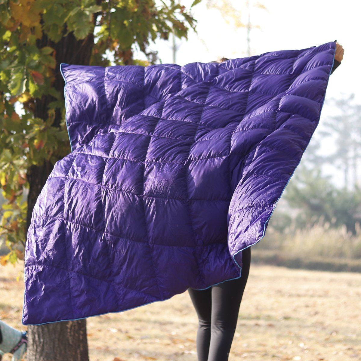4Monster 650 Fill Power lightweight camping Packable Down Puffy Blanket - Trellis Camping Blanket 4Monster